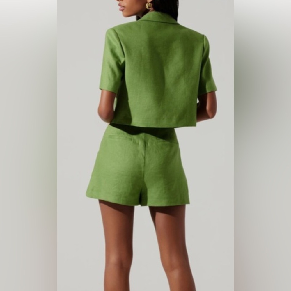 ASTR set - Picture 2 of 10